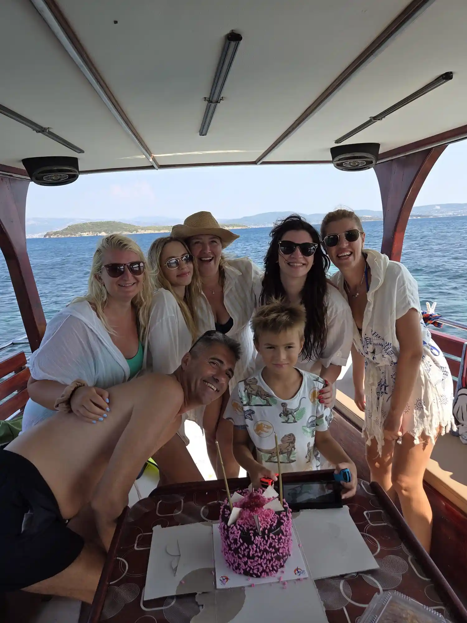 Teknede doğum günü partisi Urla İzmir
