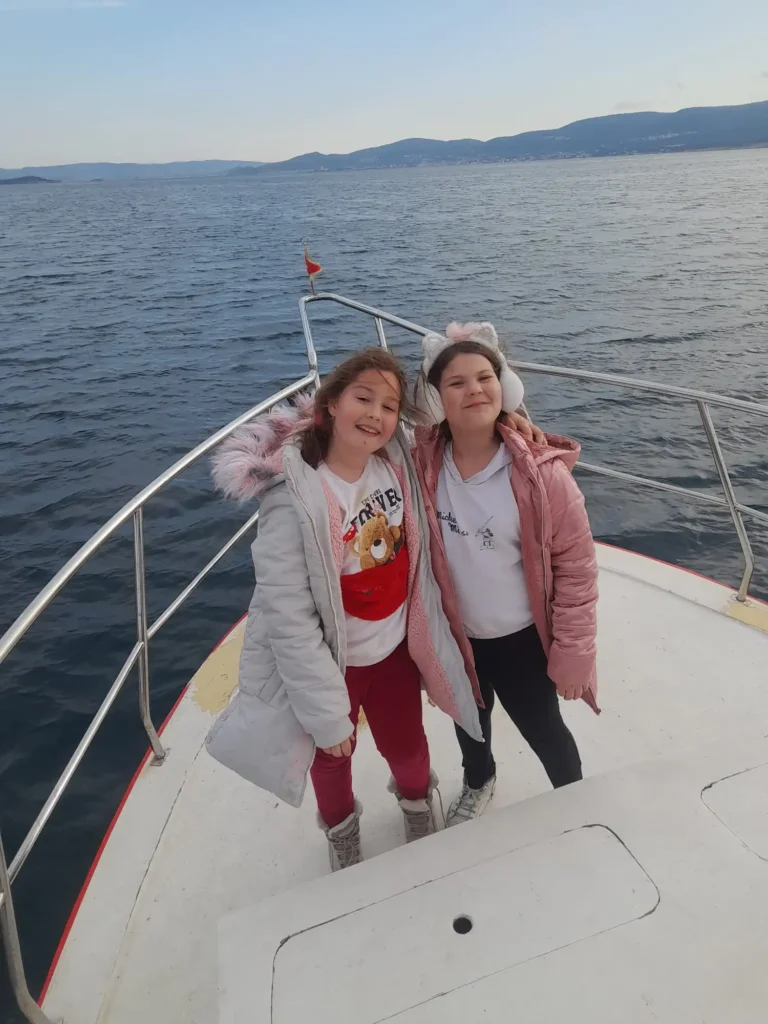 İzmir grup tekne kiralama