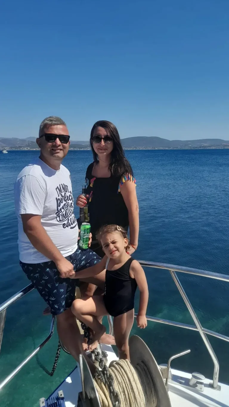 Günlük tekne turunda aile